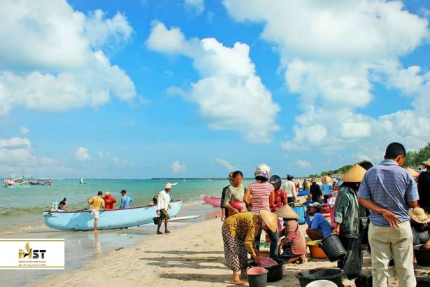 تجربه روزی متفاوت در بازار ماهی کدونگانان بالی تجربه روزی متفاوت در بازار ماهی کدونگانان بالی