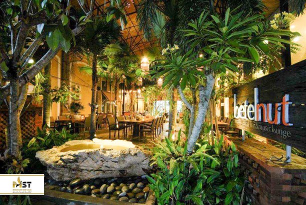 اجرای موسیقی زنده در اوبود بالی