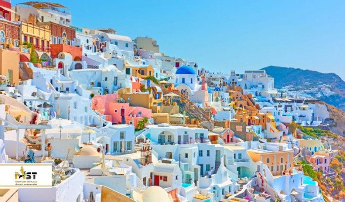 سانتورینی Santorini یکی از زیباترین جزیره‌های یونان