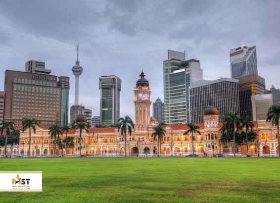 بازدید از میدان مردکا کوالالامپور در سفر به مالزی