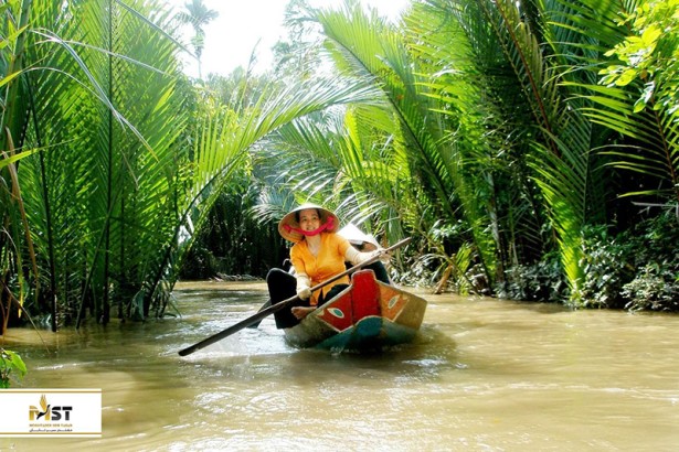 سفر دریایی در رودخانه مکونگ هوشی مین