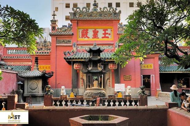 آشنایی با معبد امپراطور جید، هوشی مین