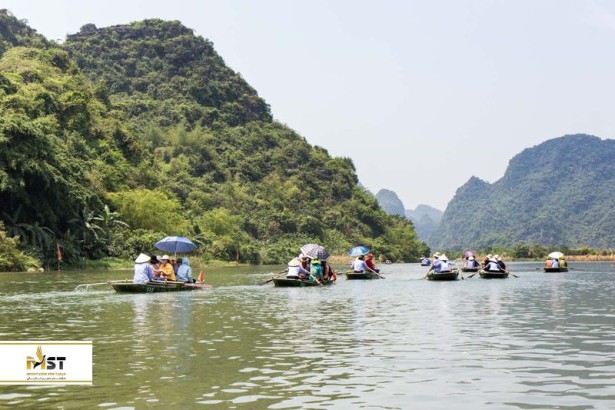 تور یک روزه به مناظر زیبای trang an ، ویتنام تور یک روزه به مناظر زیبای trang an ، ویتنام