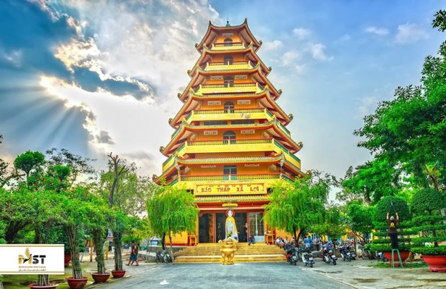 ۱۴ فعالیت‌ جذاب در هوشی‌مین