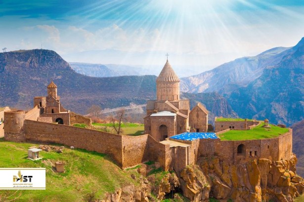 معرفی صومعهها و کلیساهای ارمنستان معرفی صومعهها و کلیساهای ارمنستان