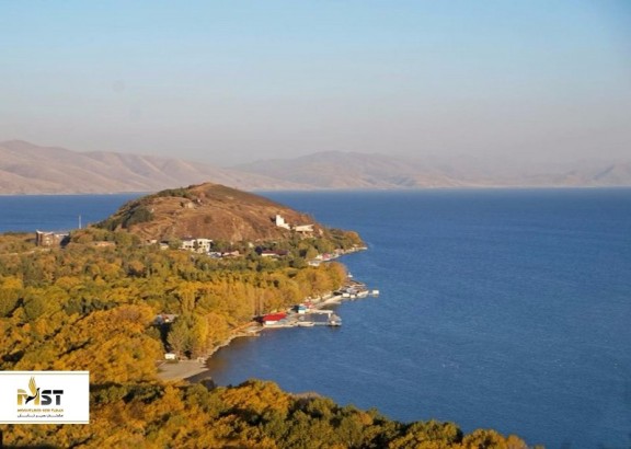 سواحل تفریحی دریاچه سوان ارمنستان سواحل تفریحی دریاچه سوان ارمنستان