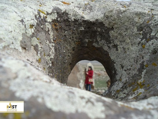 بازدید از ویرانه‌های باستانی در ارمنستان