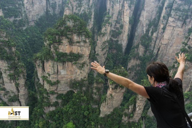 چگونه از پارک جنگلی ژانگجیاجی بازدید کنیم