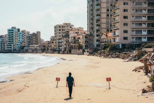 واروشا، بزرگ ترین شهر متروکه جهان در قبرس واروشا، بزرگ ترین شهر متروکه جهان در قبرس