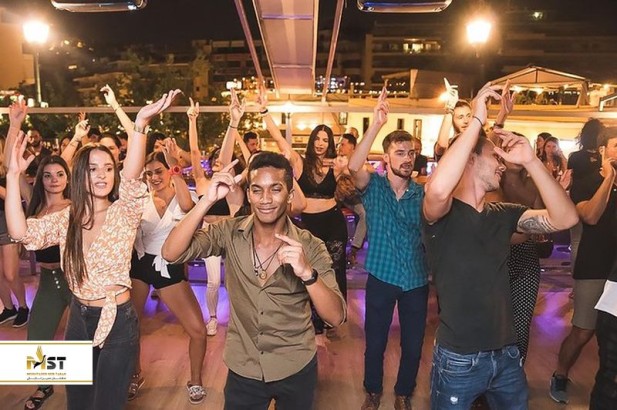 معرفی تور رقص سالسا در سفر به دبی معرفی تور رقص سالسا در سفر به دبی