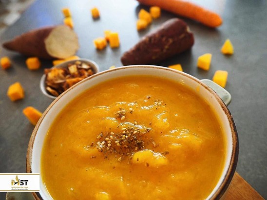 تجربه خوردن ۹ غذای پاییزی در سفر به دبی