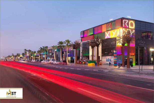 خریدی جذاب در مرکز خرید Boxpark، دبی خریدی جذاب در مرکز خرید Boxpark، دبی