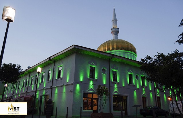 بازدید از مساجد زیبا در تور گرجستان