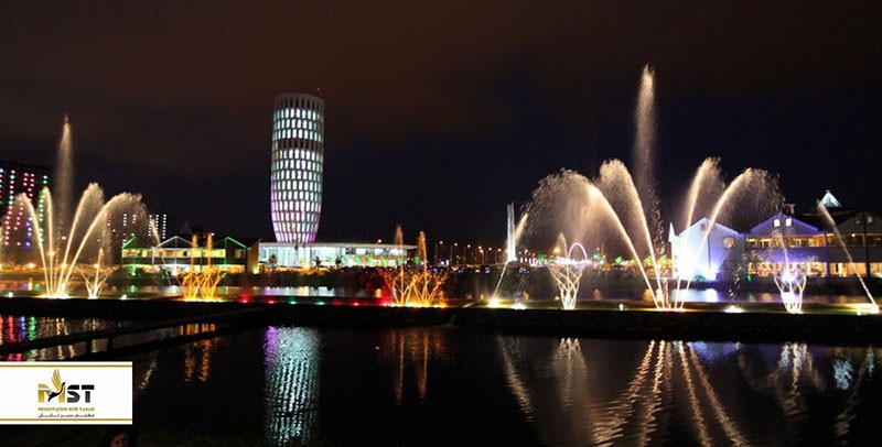 گشتی جذاب اطراف فواره موزیکال باتومی