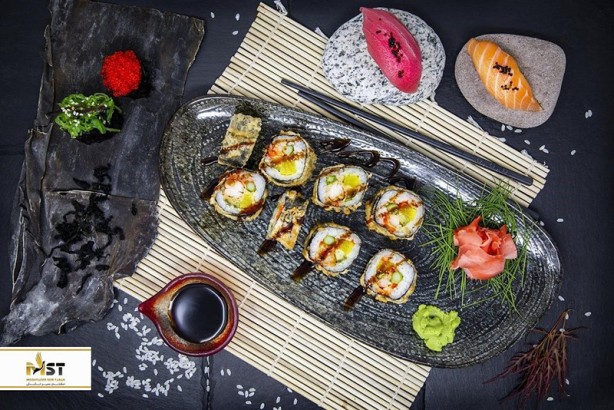 بهترین رستورانهای باتومی برای صرف سوشی بهترین رستورانهای باتومی برای صرف سوشی