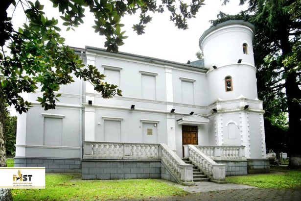 بازدید از موزه صنعت برادران نوبل در باتومی