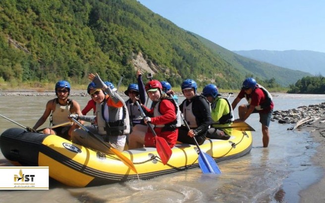 لذت تجربه تفریحات آبی در باتومی