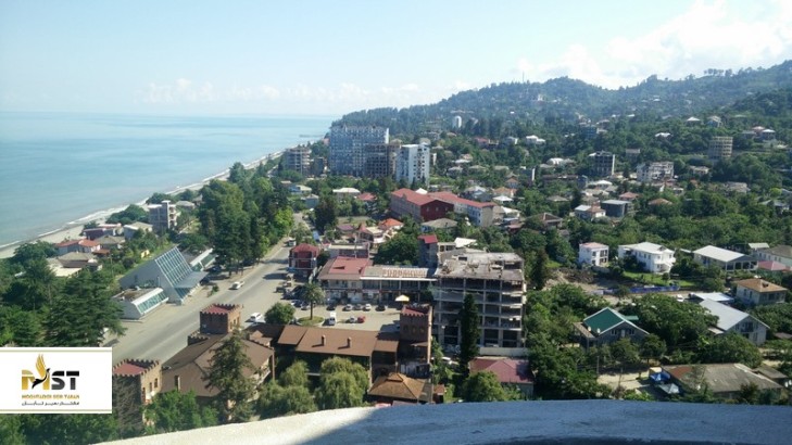 استراحت و گردش در طبیعت ماخینجائوری، گرجستان استراحت و گردش در طبیعت ماخینجائوری، گرجستان