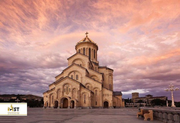 معرفی کلیسای متخی و کلیسای جامع تثلیث تفلیس معرفی کلیسای متخی و کلیسای جامع تثلیث تفلیس