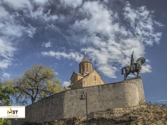 معرفی مجسمه واختانگ گرگاسالی در تفلیس