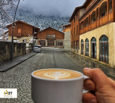 بهترین کافههای تفلیس با فضای باز بهترین کافههای تفلیس با فضای باز