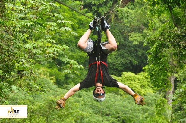 تفریحات جذاب در تفلیس: بهترین فعالیتها و جاذبهها تفریحات جذاب در تفلیس: بهترین فعالیتها و جاذبهها