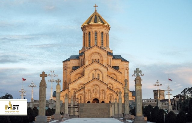 ۱۰ نکته مهم برای بازدید از کلیسای جامع تثلیث تفلیس