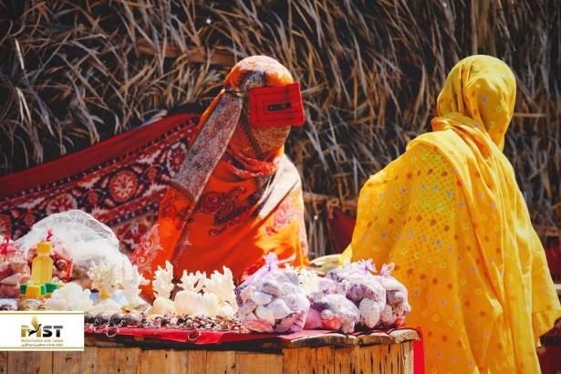 ۸ سوغاتی خاص که در سفر به قشم می‌توانید خریداری کنید