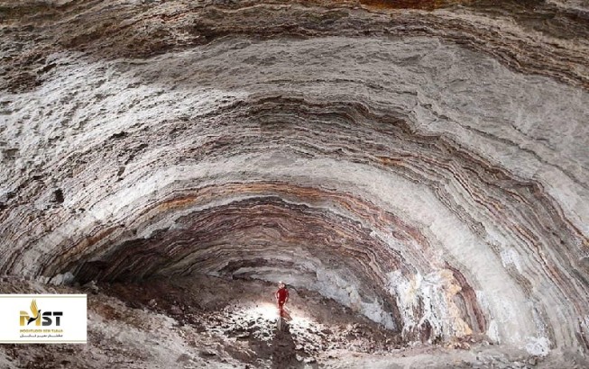 کشف ماجراجویانه غارهای جزیره قشم کشف ماجراجویانه غارهای جزیره قشم