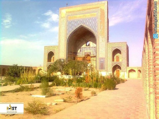 گشت و گذار در زیارتگاه‌های قشم