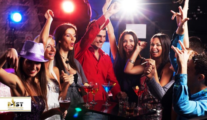 ۷ کافه‌ی شبانه پر شور و هیجان دهلی 