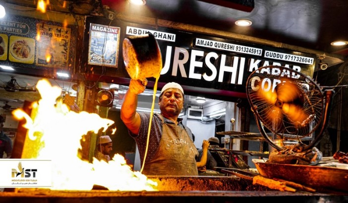 راهنمای صرف غذاهای خیابانی در دهلی قدیم