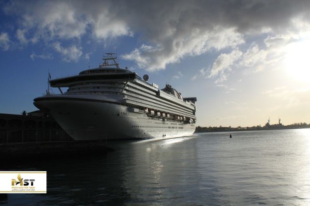 گردشی لذت‌بخش با کشتی‌های کروز در آب‌های گوا 