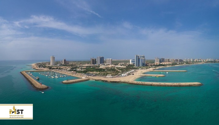 گشتی جذاب در اسکله تفریحی کیش