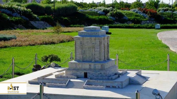 بهترین جاذبه‌های شگفت انگیز مشهد