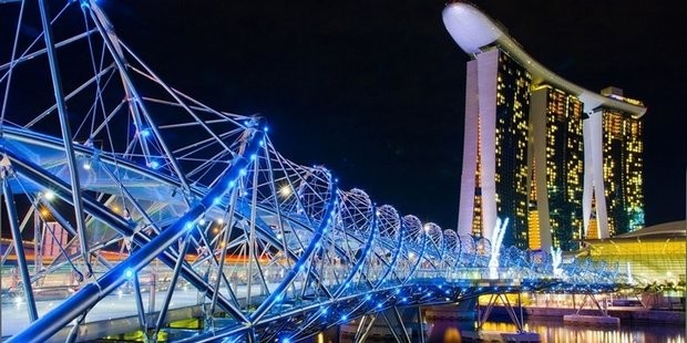 سفرنامه ارسالی میلاد به همراه همسر به کشور سنگاپور