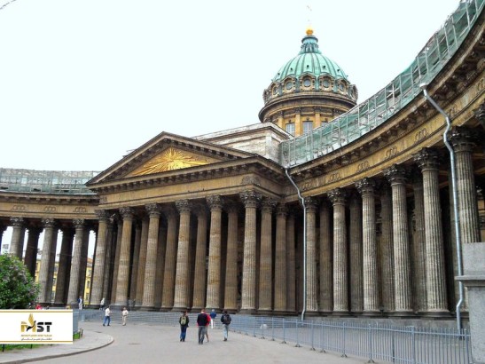 آشنایی با کلیسای کازان سنت پترزبورگ آشنایی با کلیسای کازان سنت پترزبورگ