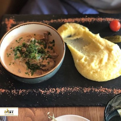 ۷ رستوران خیابانی مسکو برای نوش‌جان کردن خاص‌ترین غذاها