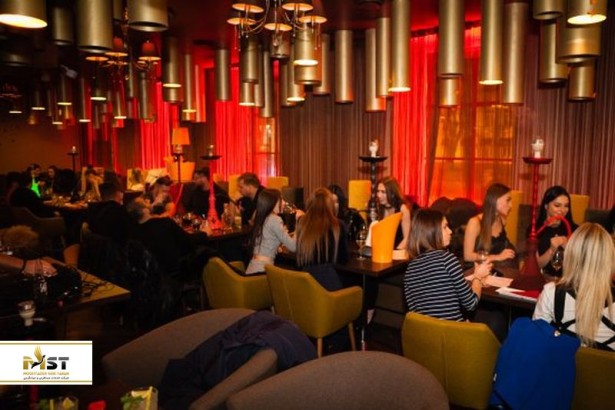 ۷ مکان خاص در سنت پترزبورگ برای سفارش قلیان 