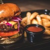۸ فست‌فود معروف سنت پترزبورگ که بهترین برگرهای این شهر را دارد