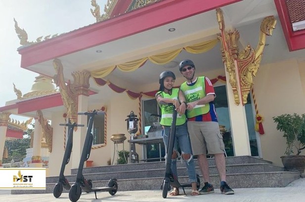 گشت و گذار در پوکت با اسکوترهای برقی گشت و گذار در پوکت با اسکوترهای برقی