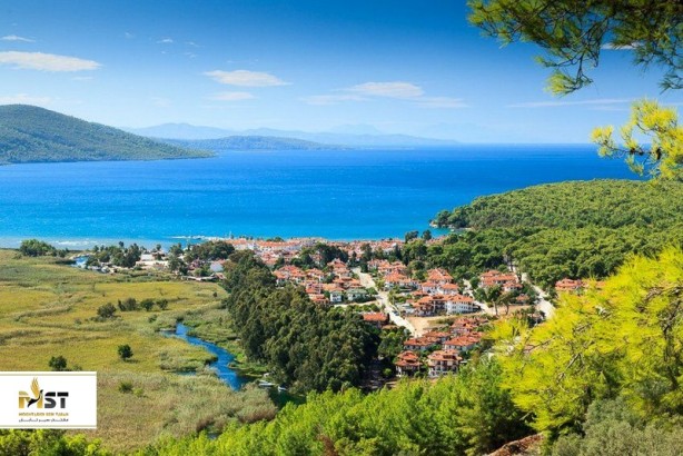 راهنمای بازدید از آکایاکا مارماریس