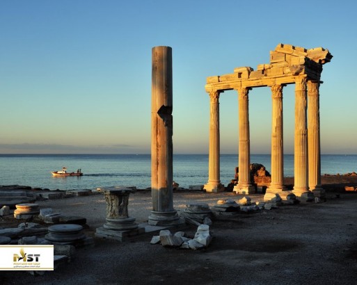 گشت و گذاری تاریخی در آنتالیا؛ شهر ساحل‌ها و دریایی آرام