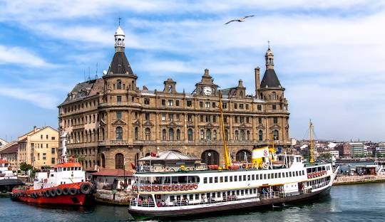 راهنمای محله کادیکوی برای ایرانیان