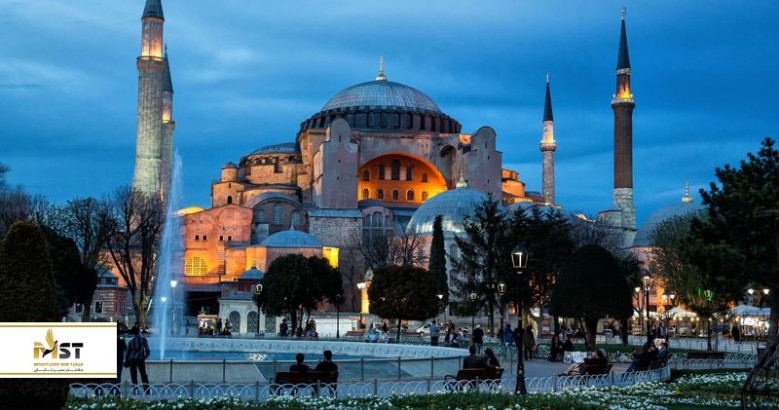 ۱۰ مکان برای عکاسی فرمالیه عروسی در استانبول