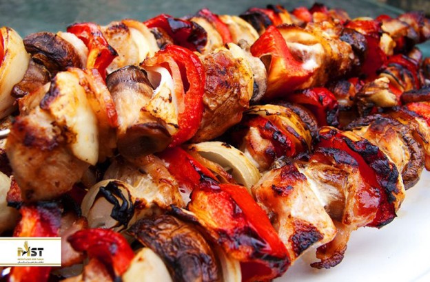 صرف غذاهای خاورمیانهای در استانبول صرف غذاهای خاورمیانهای در استانبول