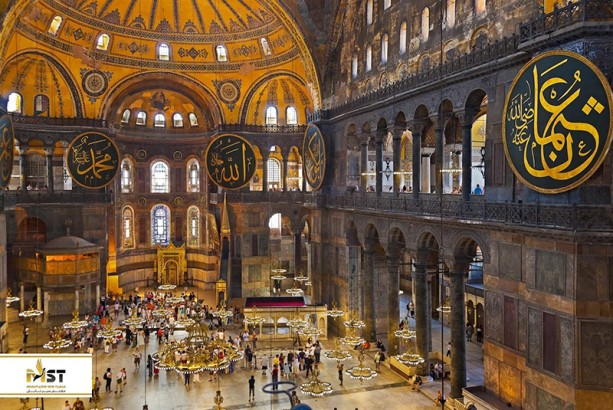 راهنمای سفری فرهنگی به استانبول راهنمای سفری فرهنگی به استانبول