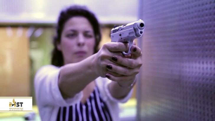 تجربه تیراندازی با اسلحه در سفر به استانبول