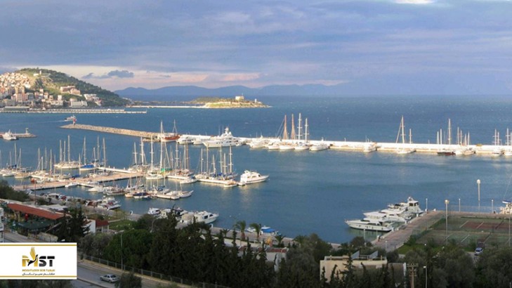 بنادر قایق‌های تفریحی و ناوهای کوش آداسی