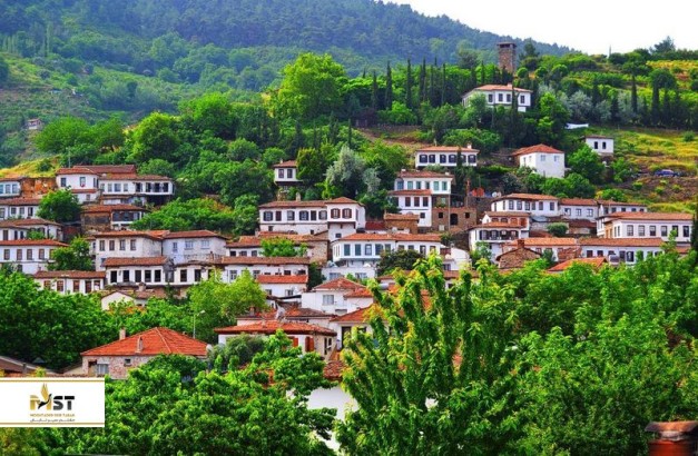 سفر یک روزه از کوش آداسی به دهکده‌ی شیرینجه